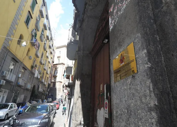 L'antico Borgo Angioino